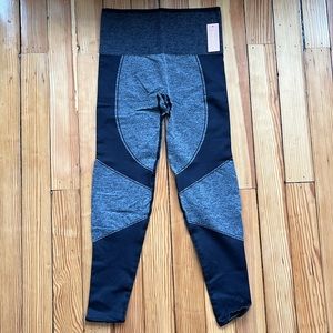 Third Love Flex Seamless Compression Legging in Heather Grey